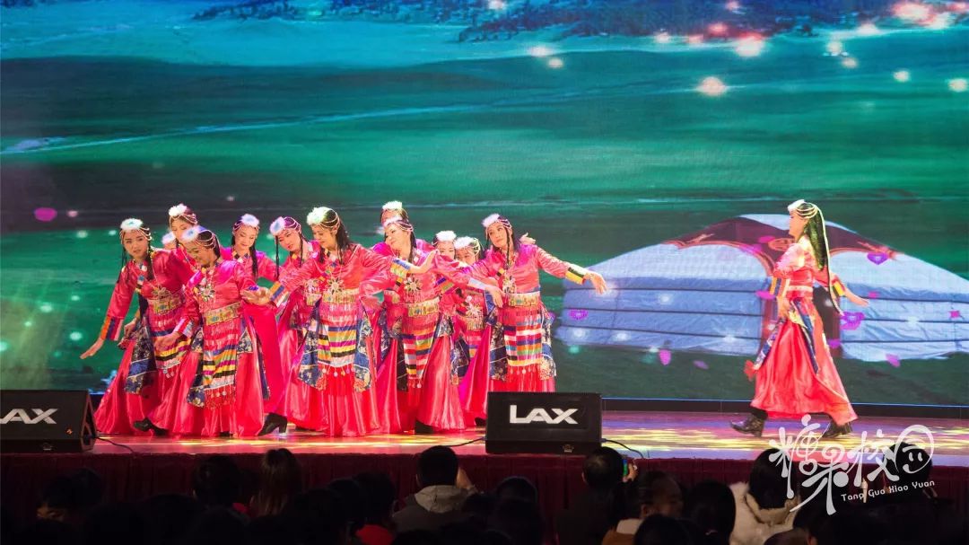 缘聚求实谱写历史篇章展望未来开启迢迢征程昆十中白塔新年盛会