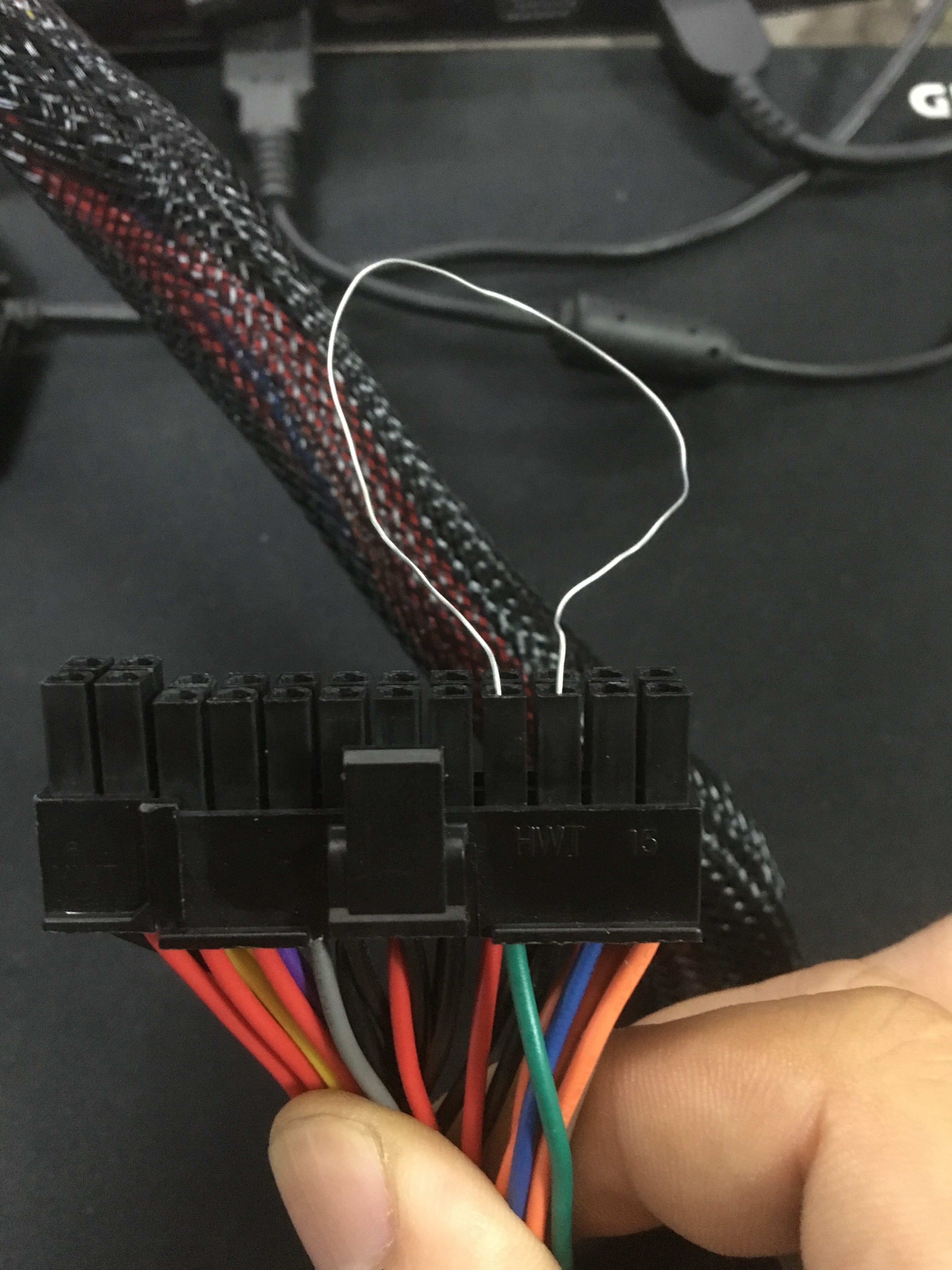 电脑液晶屏竖线维修技巧,电脑主板的维修技巧