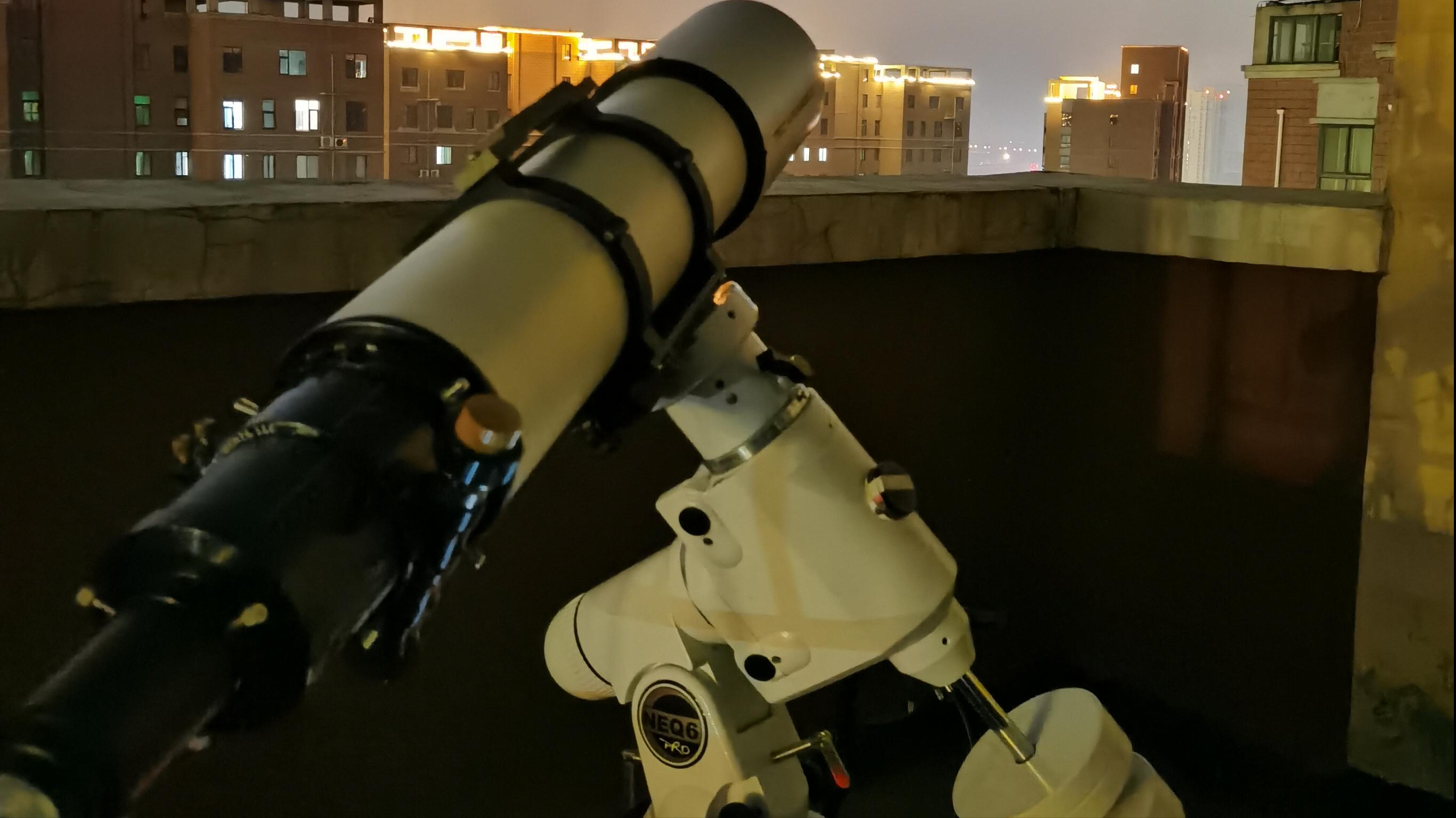 给小孩子买天文望远镜观察,孩子入门级天文望远镜怎么选