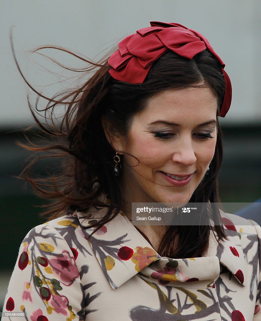 凯特王妃同款头饰,丹麦王储妃玛丽高跟鞋