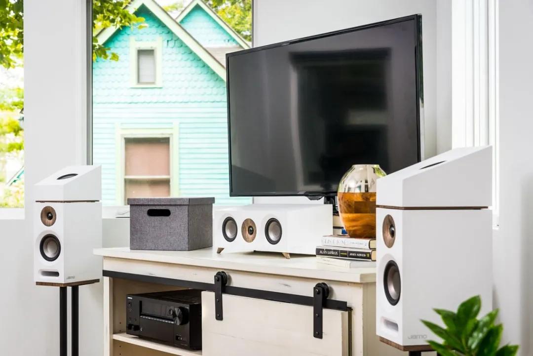 精装房家庭影院布置最佳方案,精装房如何搭建家庭影院