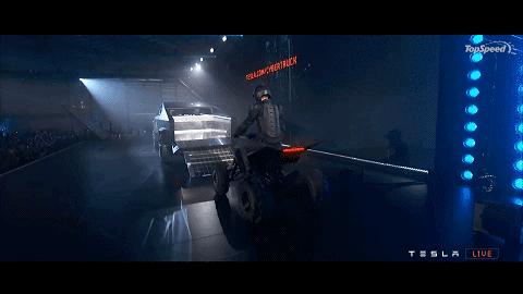 清华硕士造出全地形车,外国小伙DIY特斯拉越野车,谁更硬核?