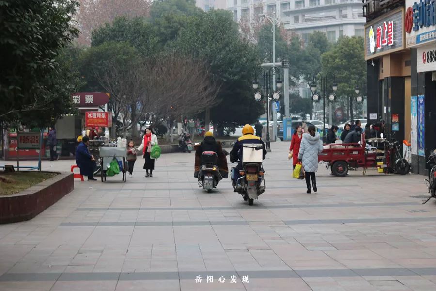 岳阳往东，连接新老城区的天伦城如今风光不再？