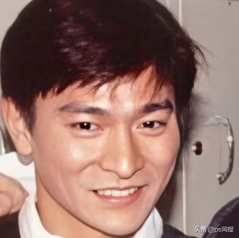 ps怎么把模糊的黑白线稿变清晰,ps图片字体放大后模糊怎么变清晰