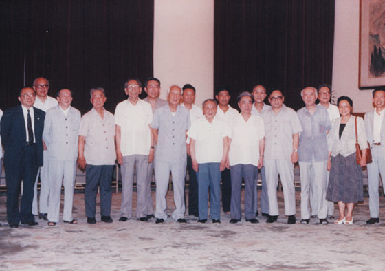 *小平邓**的体育情结