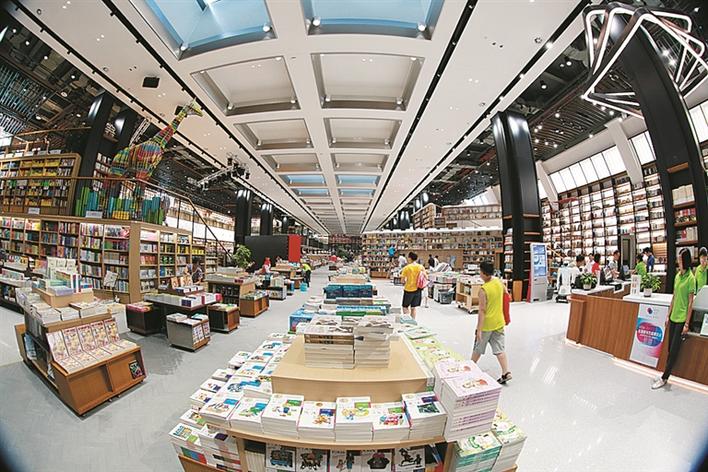 加快构建现代公共文化服务体系，不断提高公共文化服务水平——龙岗：文化惠民谱新篇文化高地正崛起