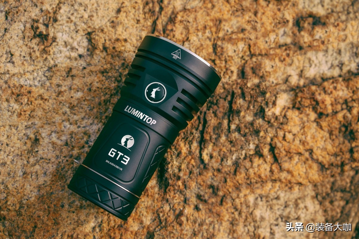 三眼小钢炮手电筒亮吗,三眼小钢炮强光