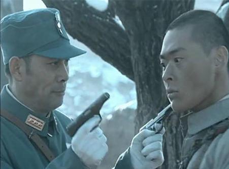 楚云飞为什么送李云龙勃朗宁手枪,楚云飞送给李云龙的勃朗宁好吗