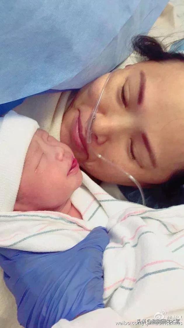 47岁古巨基晒婴儿照升级当爸爸,44岁古巨基结婚了吗
