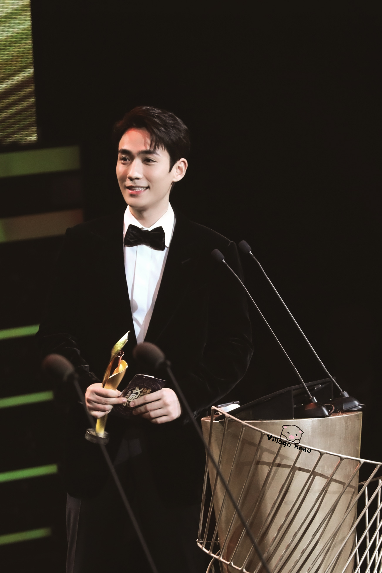 做梦梦到朱一龙,梦到与朱一龙相爱