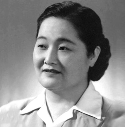 她高居副国级干部，去世后，却没有留下一分钱的遗产