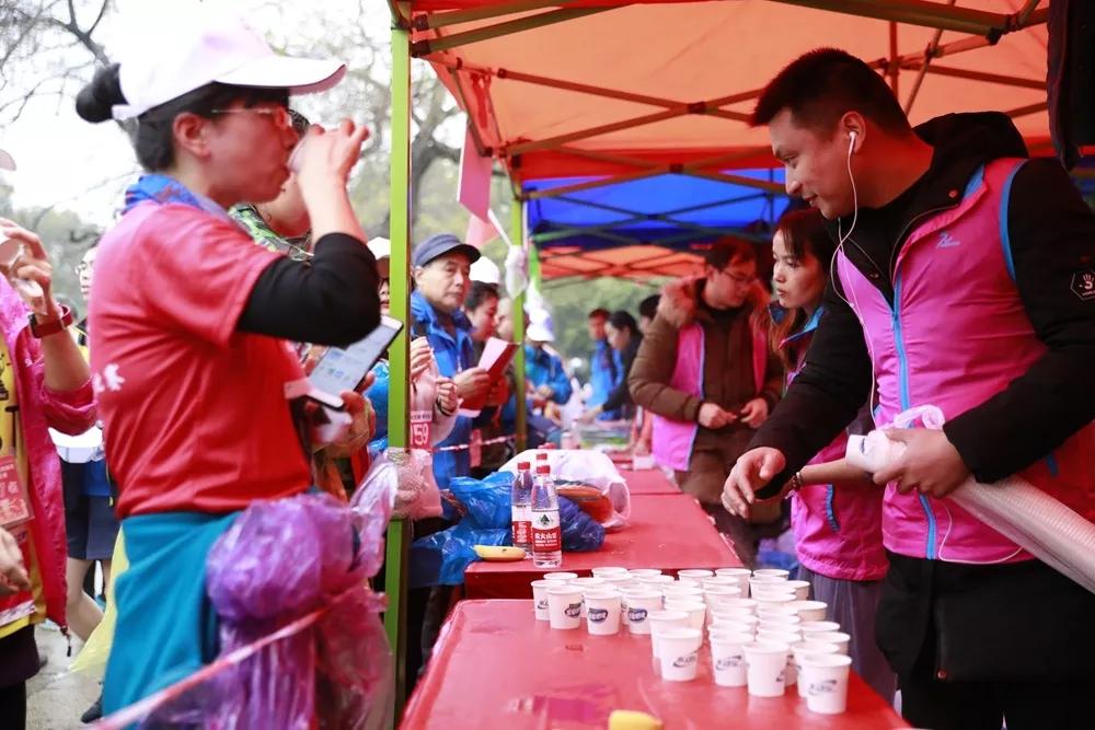 常熟市中学登高活动,迎新年登高活动