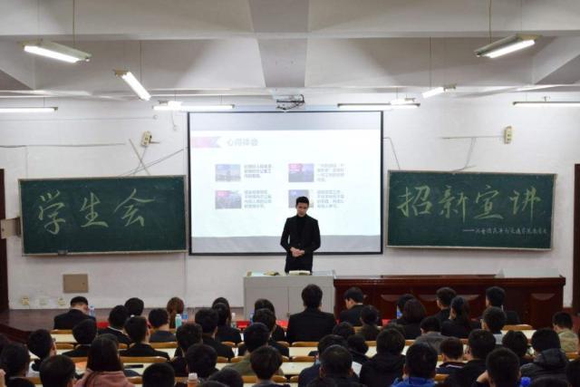 大学生有必要考计算机吗,大学生有必要考社会工作者吗