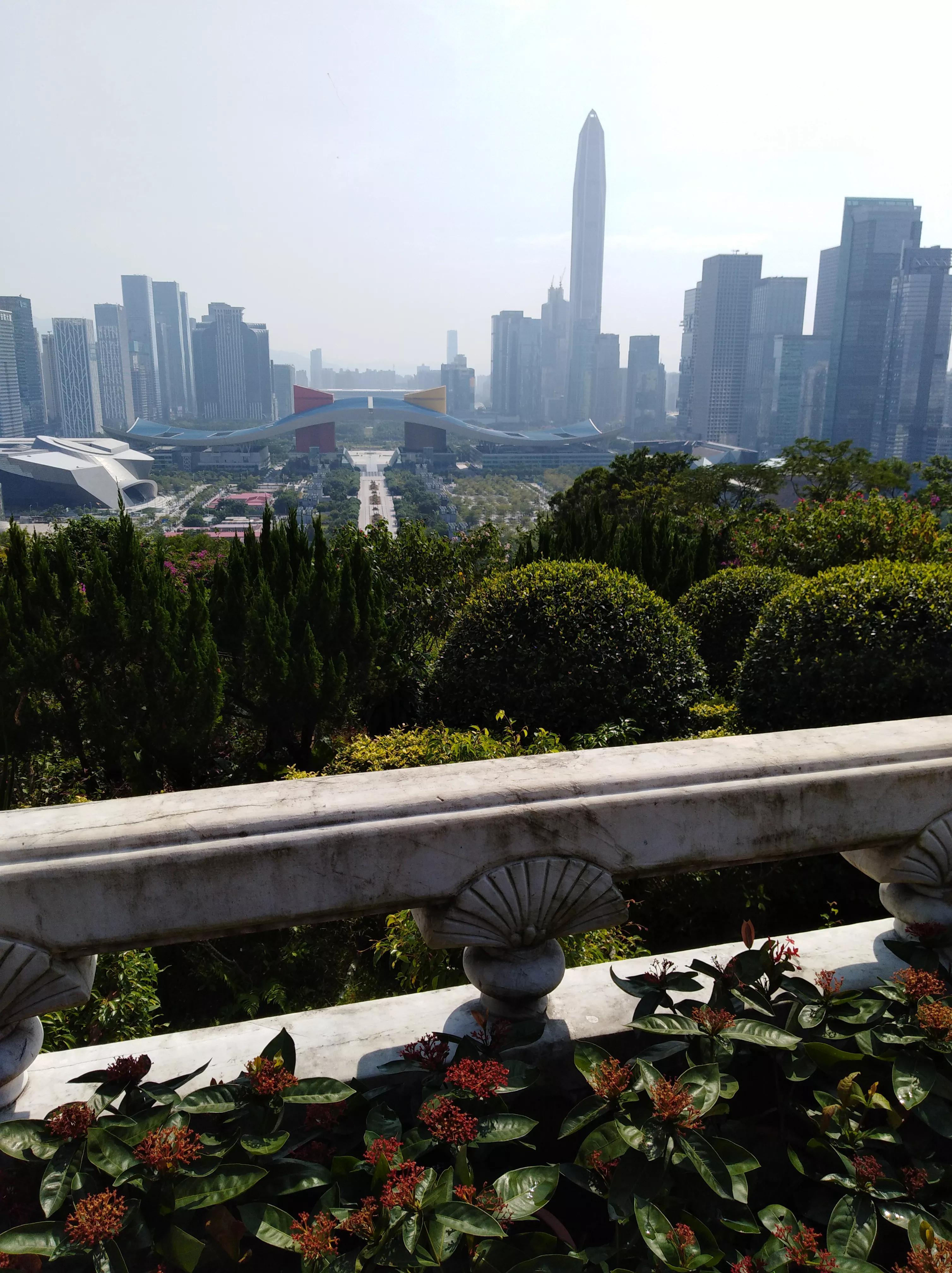 收到一张印象深刻的名片,一个简单的名片