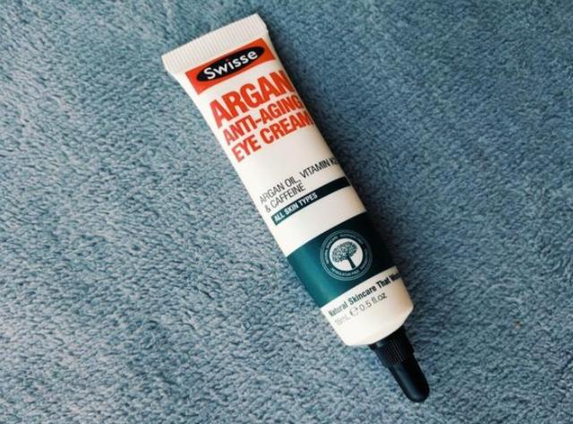 去眼细纹的眼霜推荐,去眼部细纹的眼霜推荐