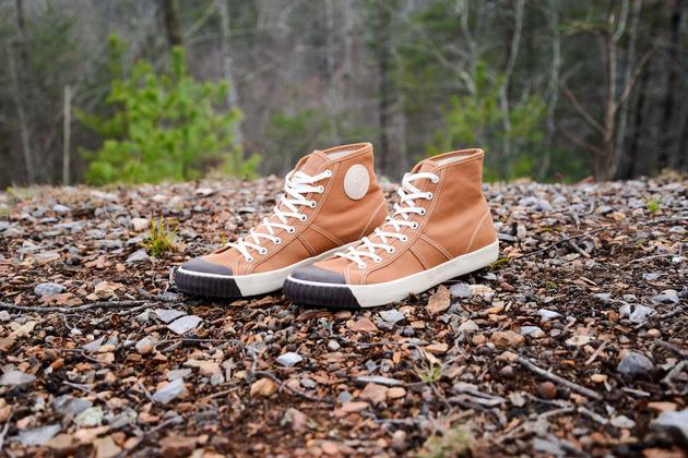 球鞋史篮球鞋篇,第一双真正意义上的篮球鞋多少年