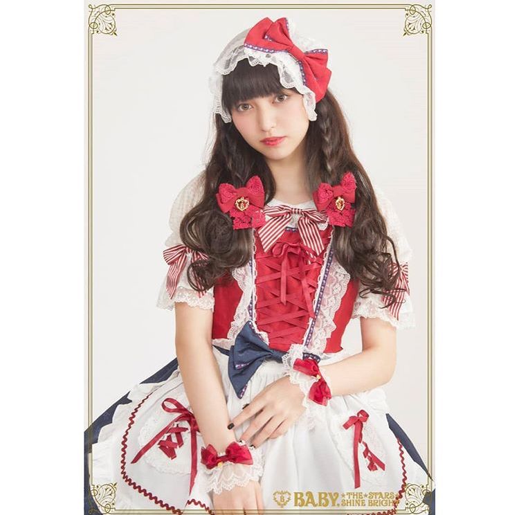 日本洛丽塔品牌baby贵还爆丑？！古典玩偶比一比