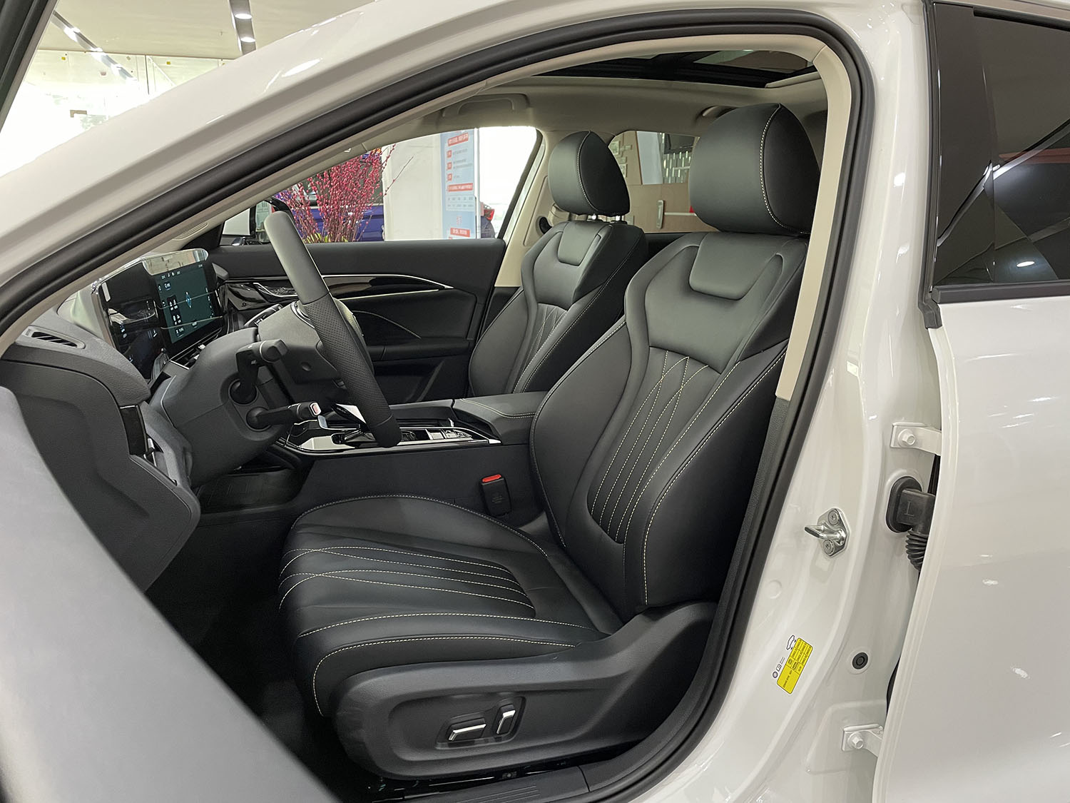 2022款奔腾b70颜值,静态体验了新出的第四代奔腾b70