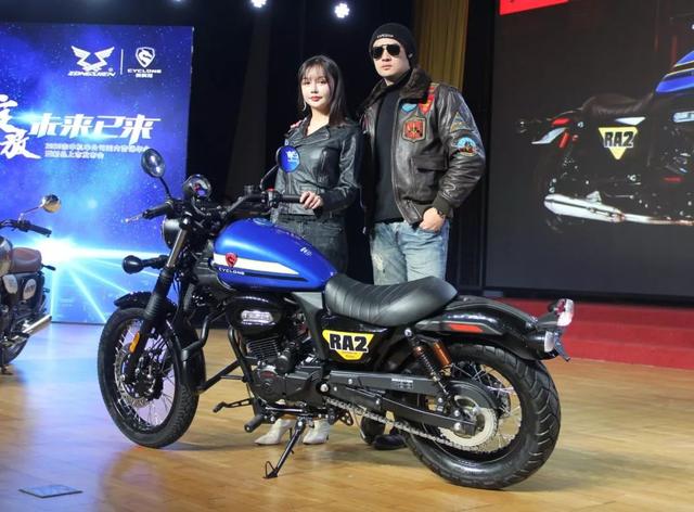 全新美式复古太子车，配CBS联动，13升油箱，极速125，13800元起