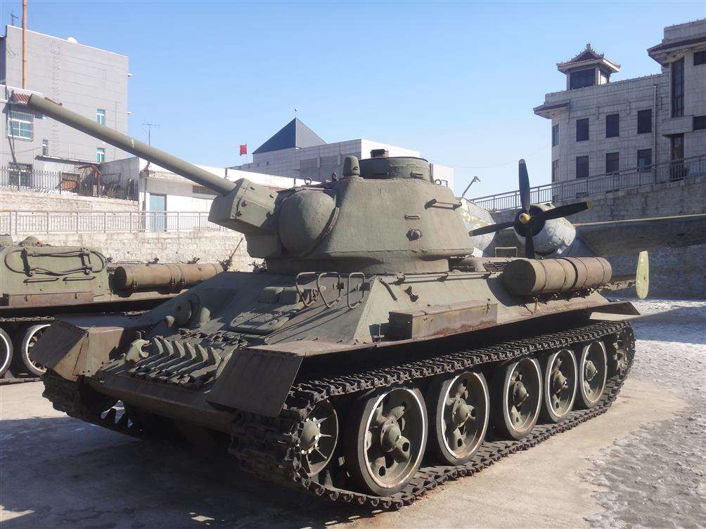 乌克兰百年工厂怎么样,乌克兰工厂打工