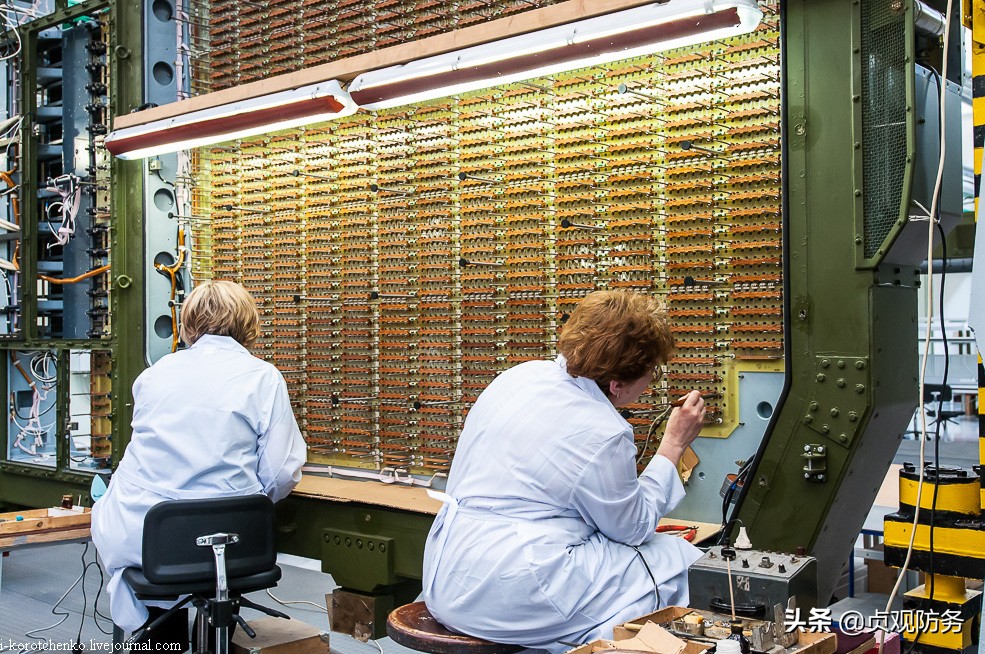 s400一次能发射几枚拦截导弹,中国空军秀特技战机360度滚筒