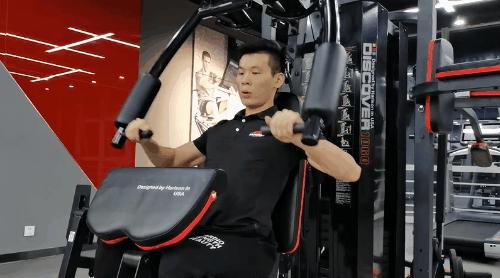 健身房健身器材训练全套,健身房肌肉训练器材视频