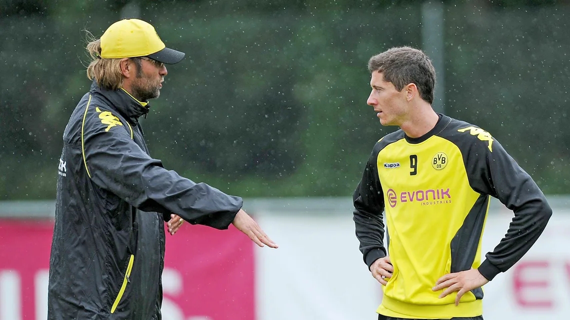 莱万创造德甲半程进球新纪录,莱万欧冠德甲排名