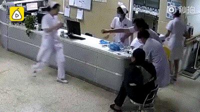 暴雨图片朋友圈,石家庄暴雨拍摄图片真实