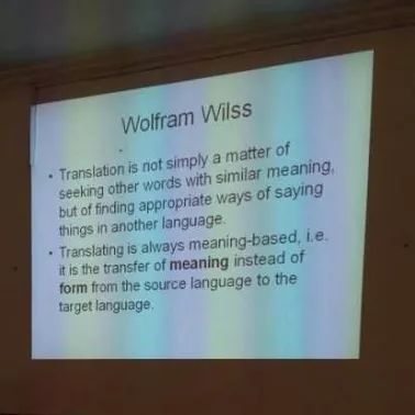 投影仪怎么完美匹配幕布,投影仪颜色调整方法