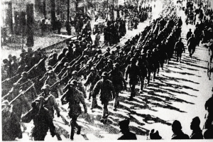 舍南取北，第一名将粟裕用兵如神，一举找到叛徒及时止损