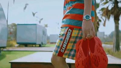 adidasyeezy洞洞鞋问题,adidas鞋子yeezy系列