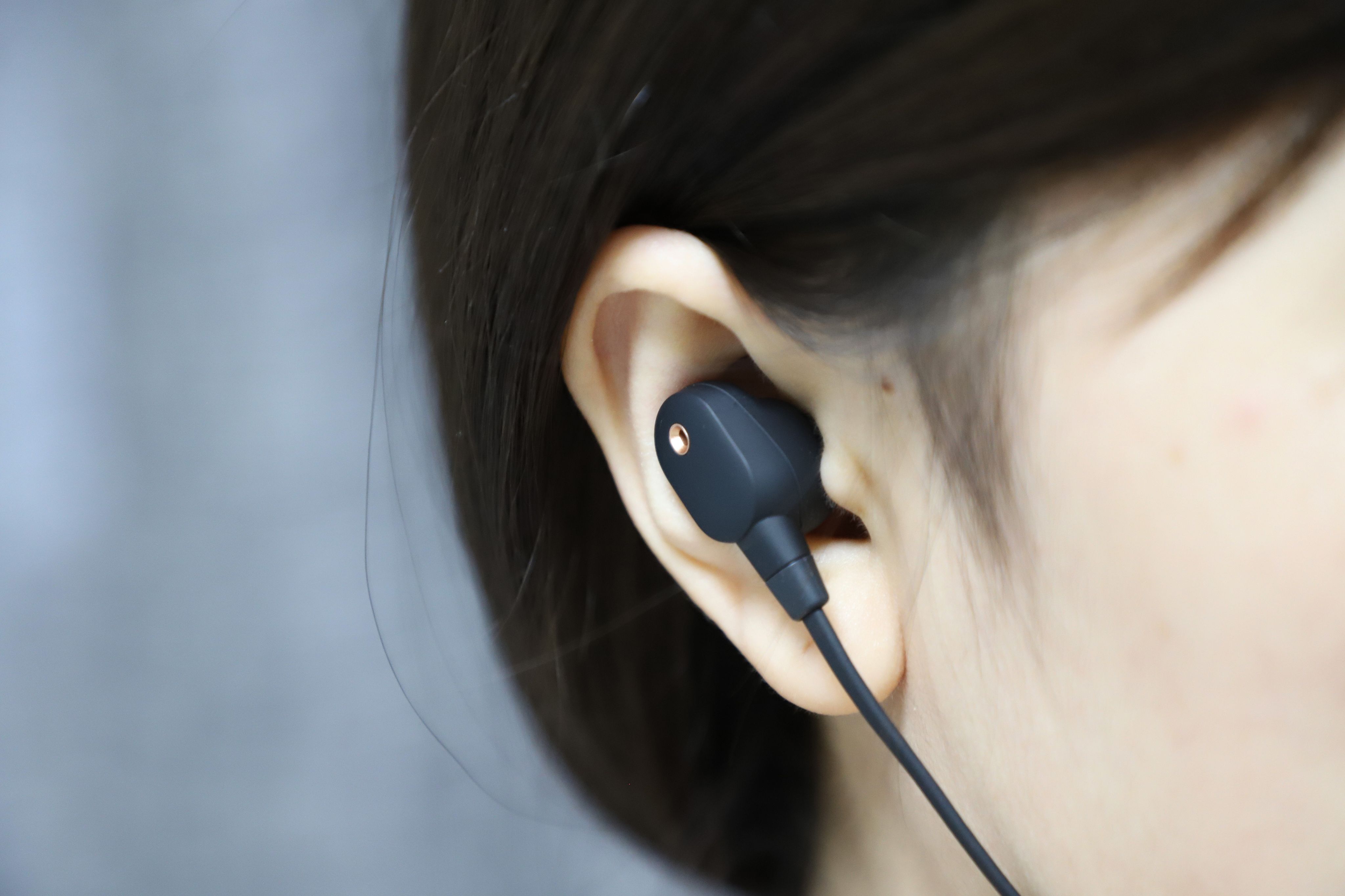 索尼wi-1000x对比qc35,索尼耳机wi1000xm2测评