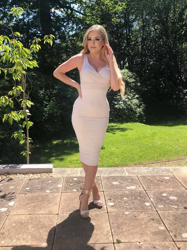 美少女模特被鞋磨破脚，居然得了败血症差点没命