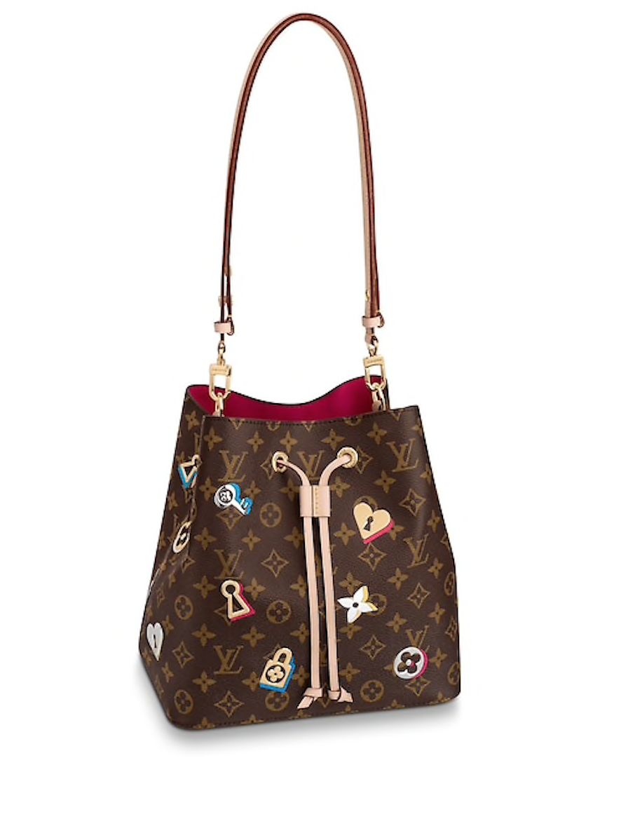 会背奢侈品包包,会背水桶包的人