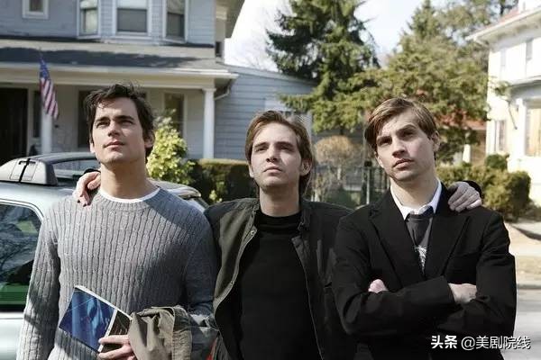 第一次被男生搂肩,第一次被男生拉手搂腰什么感觉