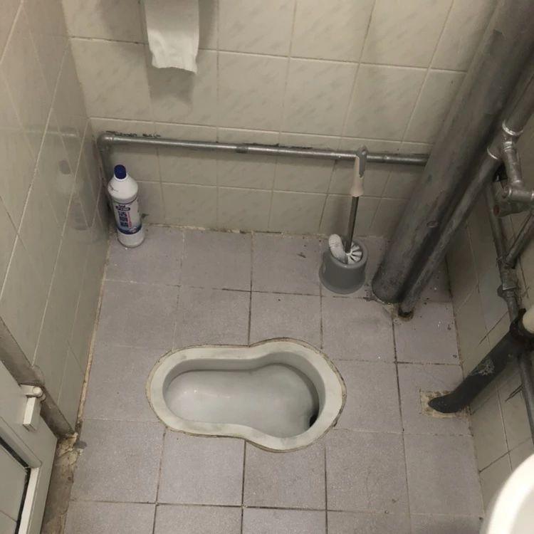 2平米油腻厨房爆改,600元租房厨房改造