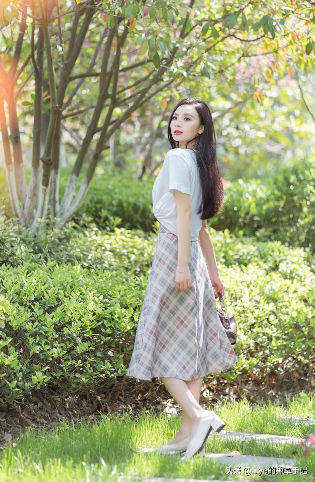 凉鞋好穿不打脚,粗跟凉鞋穿到烂