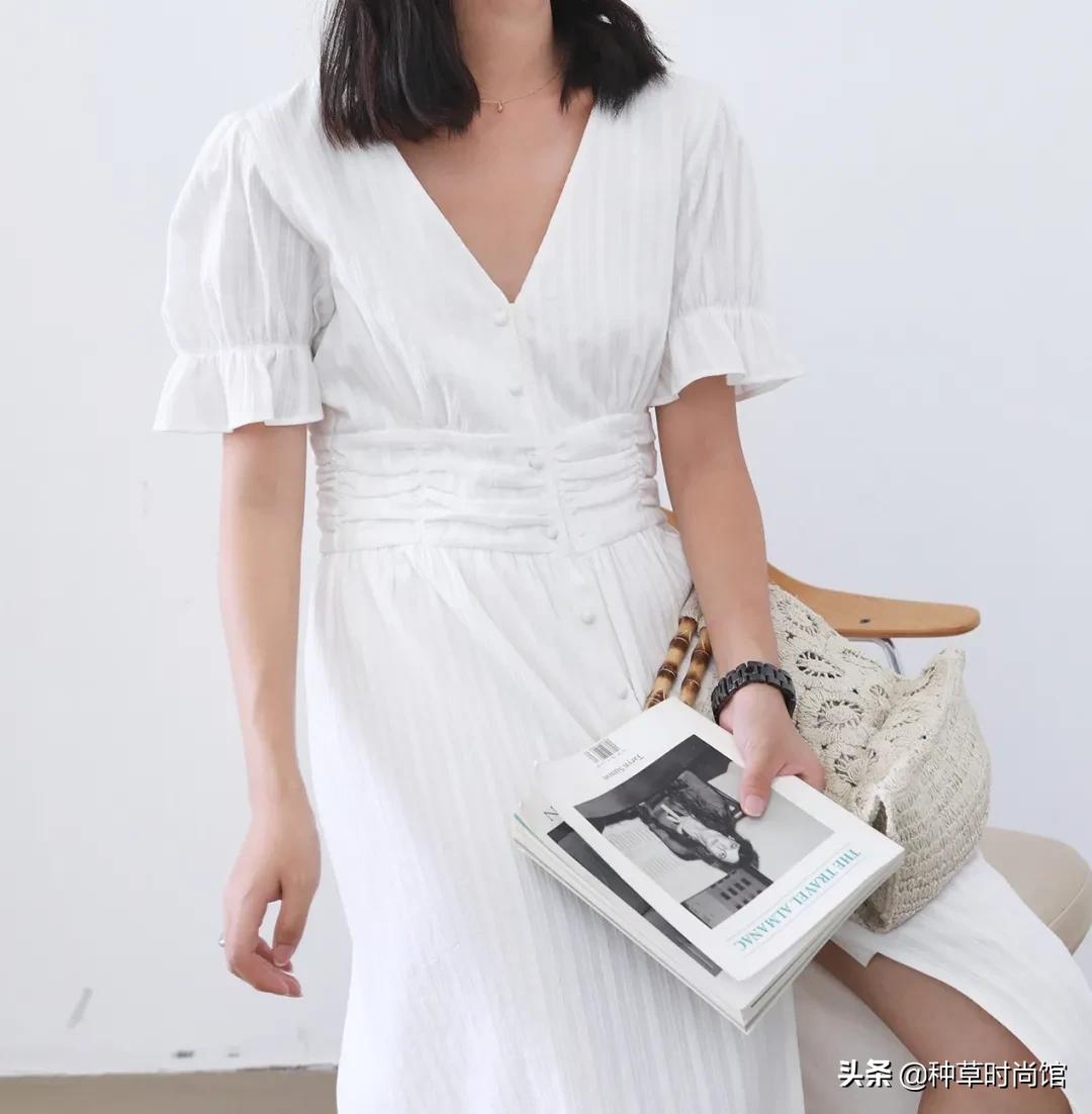 今年最流行的新款衣服夏装,最时尚最新潮的衣服夏装