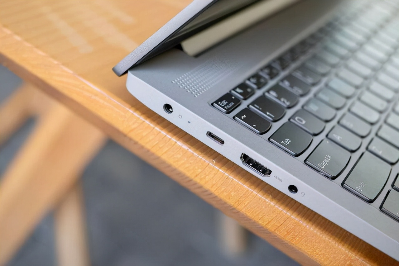 联想小新15测评哪个版本好一点,联想小新15酷睿最新评测