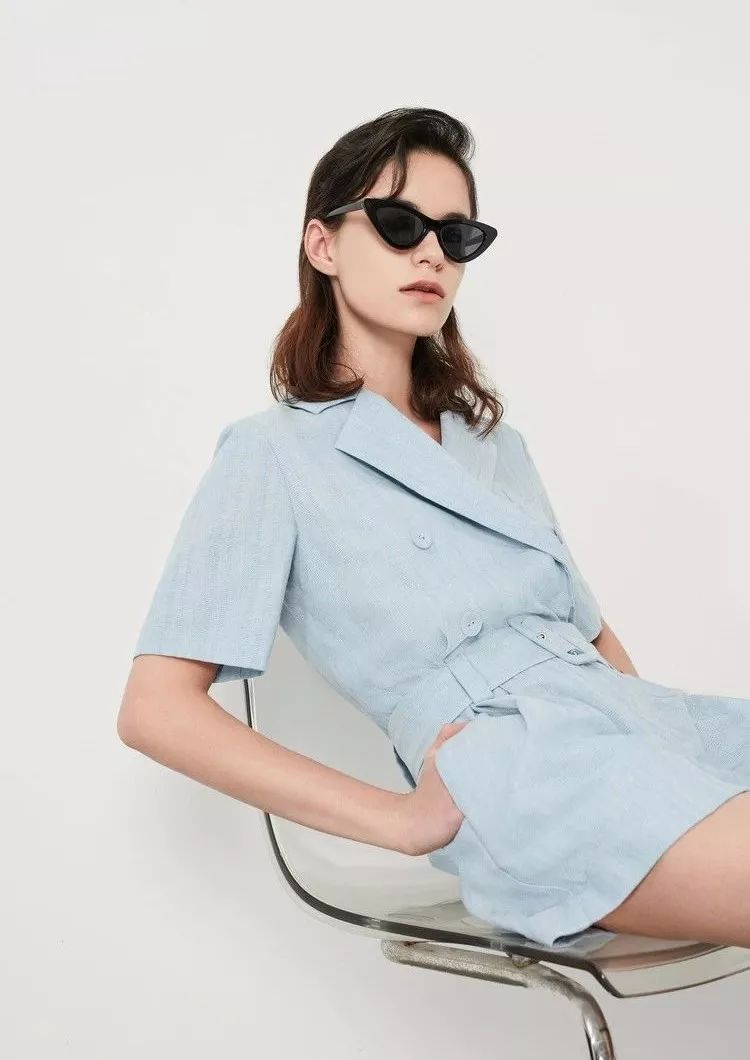 小个子穿什么不压身高,小个子身高150微胖的冬天穿搭