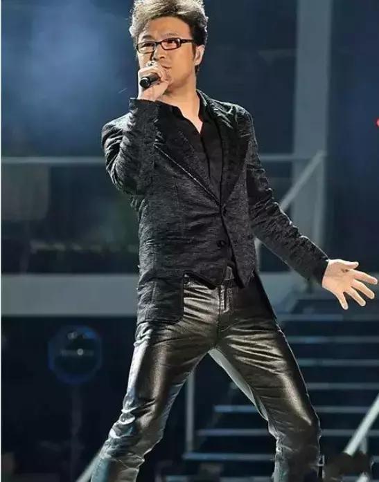 脸很美身材却减分的8位女星,只能看脸不能看身材