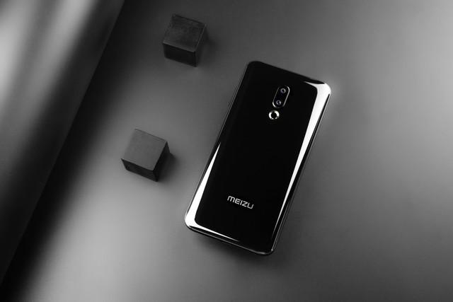 手机换屏价格高的和低的有啥区别,手机在官方换屏还值不值得买