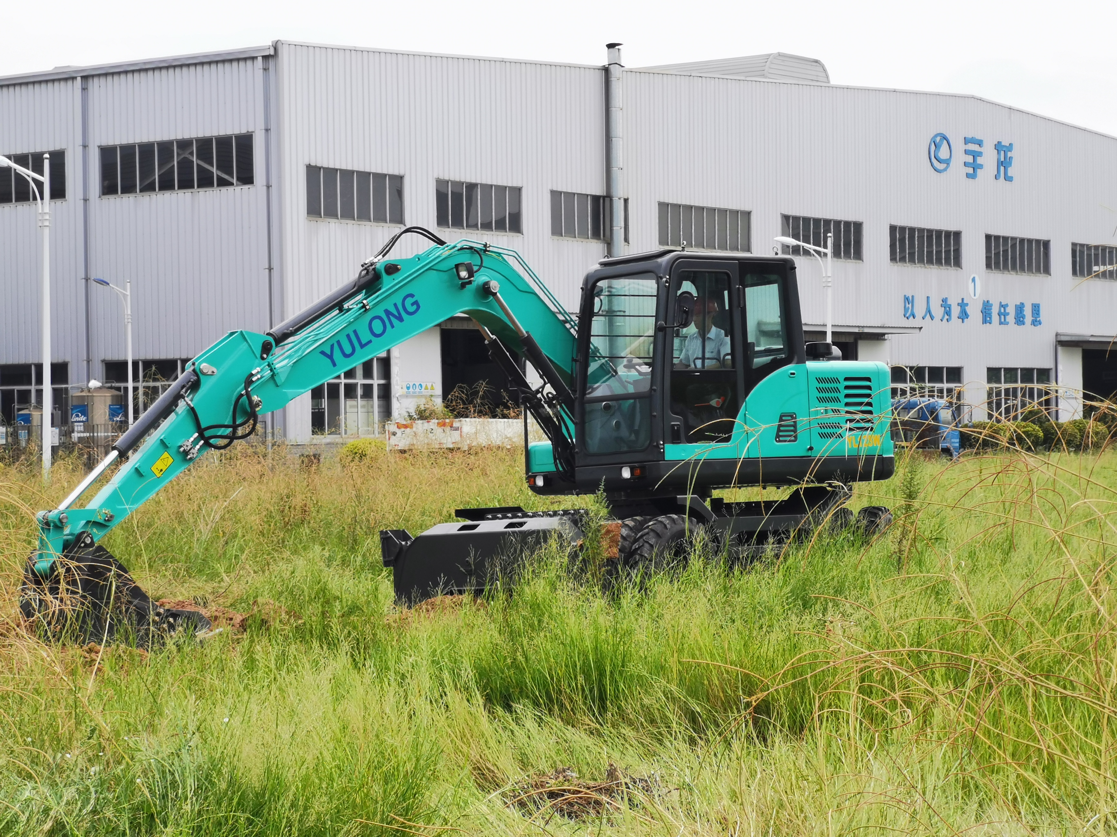 买挖掘机和开挖掘机,挖掘机以租代买合适吗