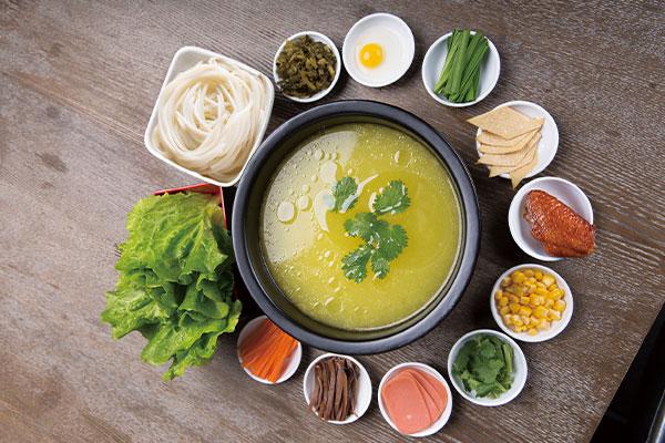 正宗云南十秒到过桥米线,历经岁月沉淀的美