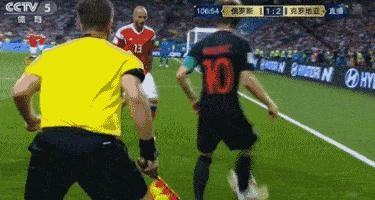 莫德里奇获得金球奖c罗的反应,莫德里奇拿金球奖c罗反应