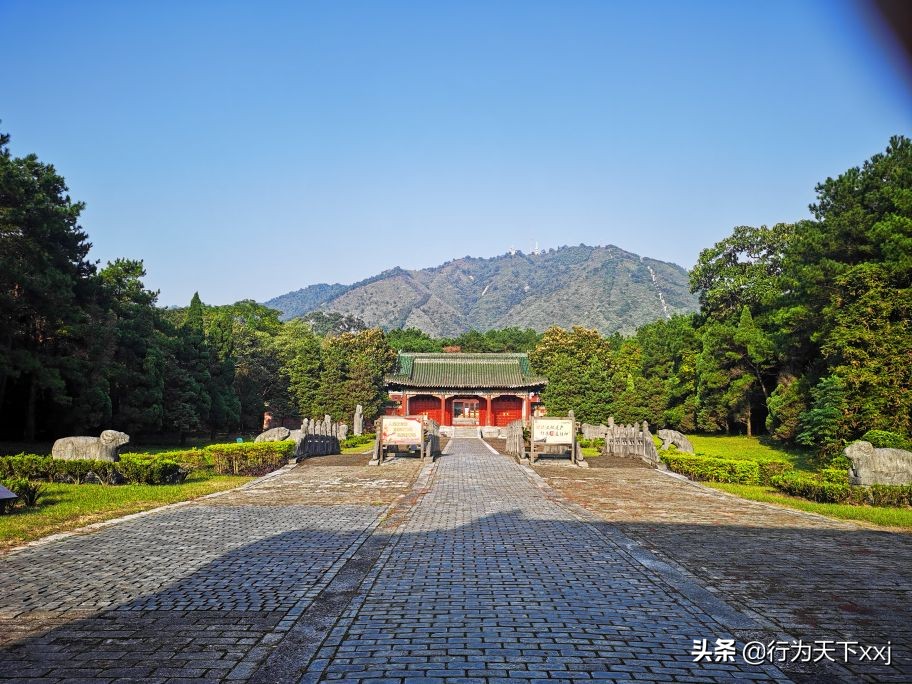 一览众山小的广西绝顶风光,一览众山小的绝美风景视频