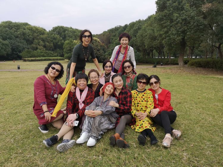 岁月不老我们不散全文,岁月不老我们不散什么意思