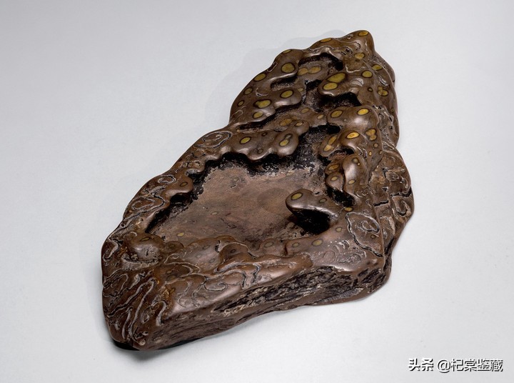 案上烟云,云烟文房