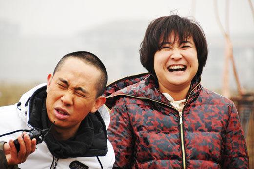 他曾是冯巩的黄金搭档,贾玲白凯南冯巩