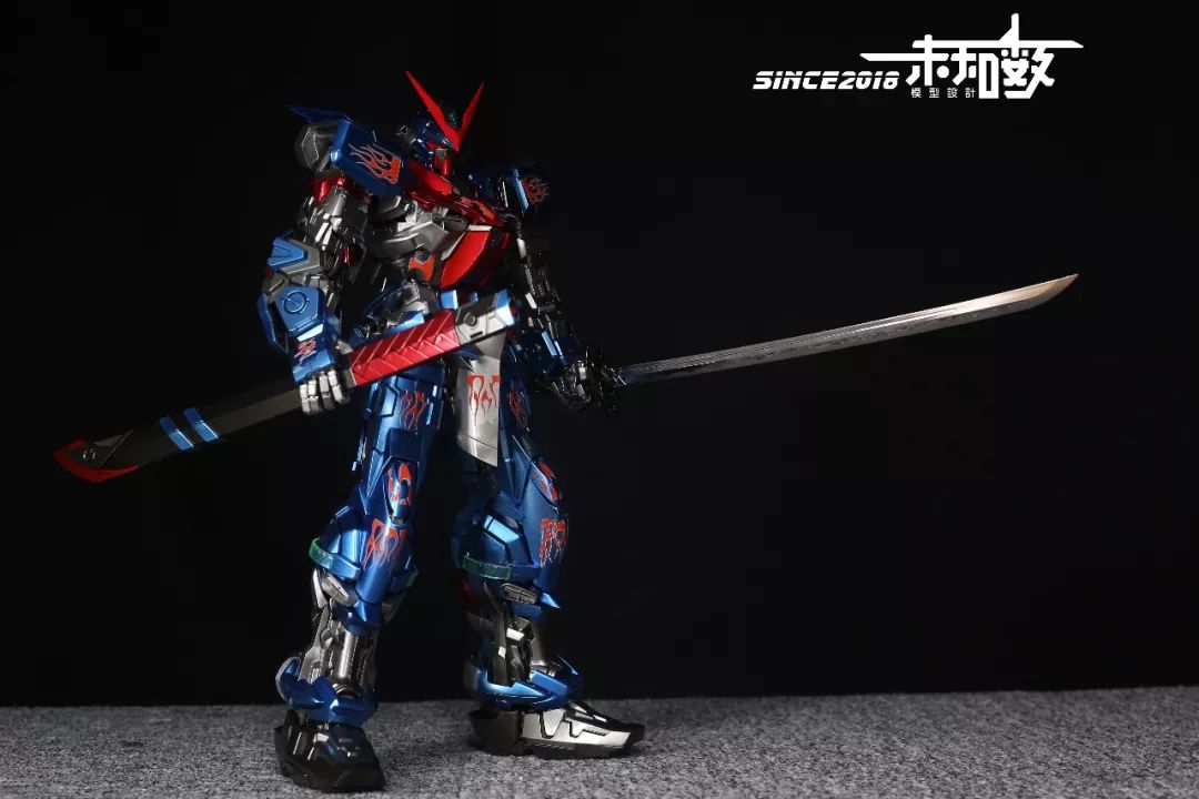 pg异端高达造型,红异端pg高达